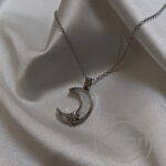 گردنبند ماه صدفی