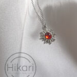 گردنبند الهه خورشید