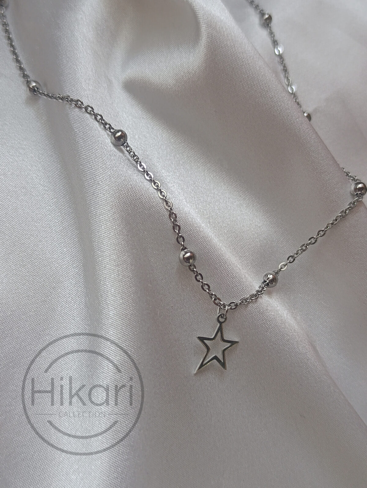 گردنبند مینیمال