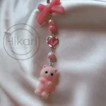 چارم گربه صورتی