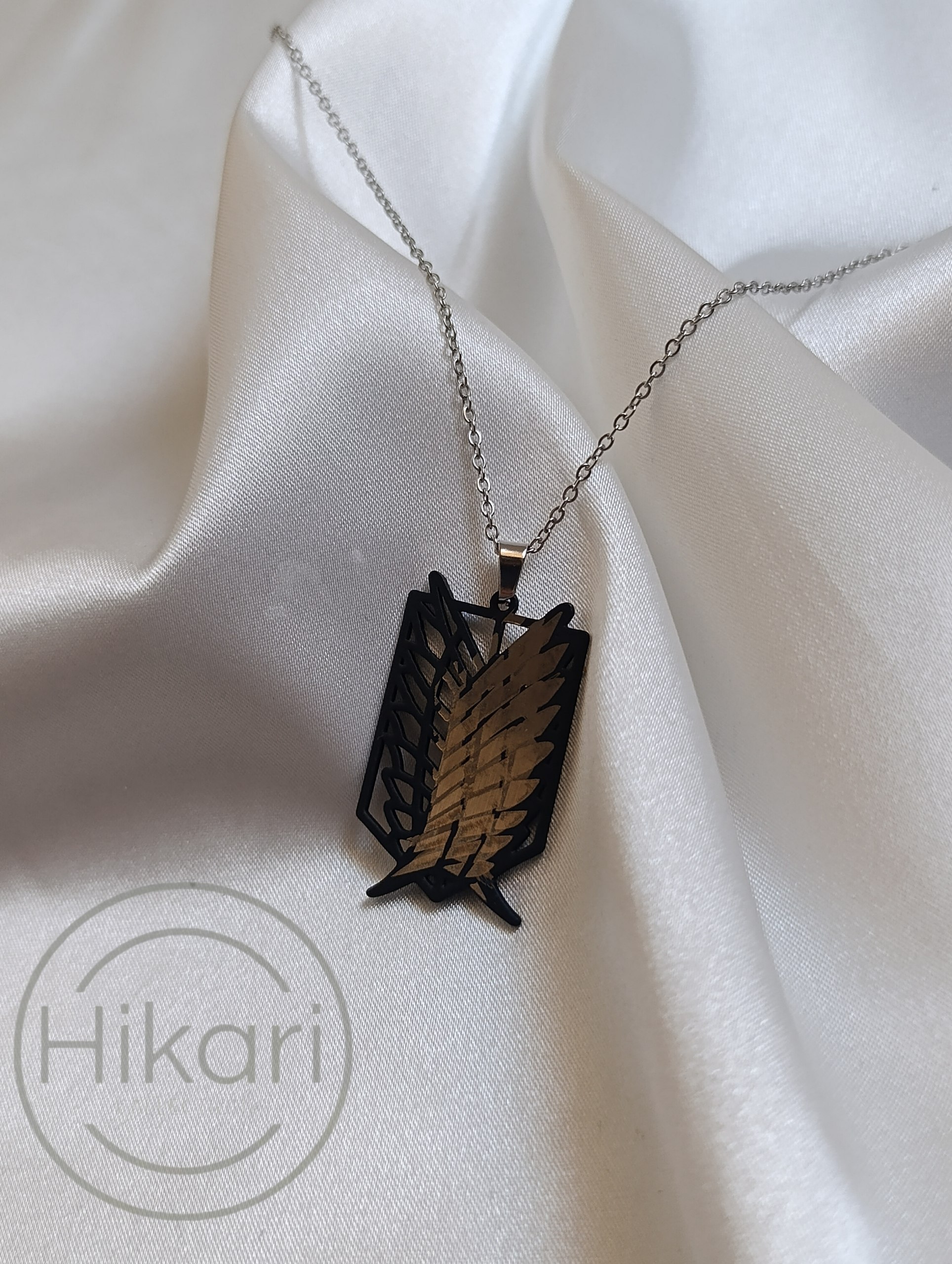 IMG_20260820_222509_710 گردنبندAOT - تصویر 1